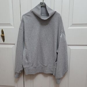 Alo Yoga Hazy Mock Neck Pullover Sweatshirt/ Medium
